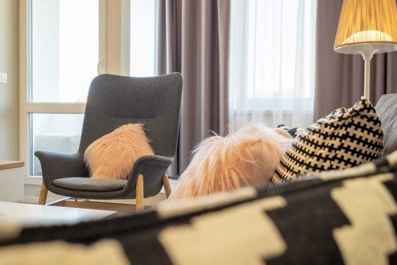 Vitosha Blvd Luxury 2-Bedroom, 2-Bathroom With Balcony Sofia Buitenkant foto